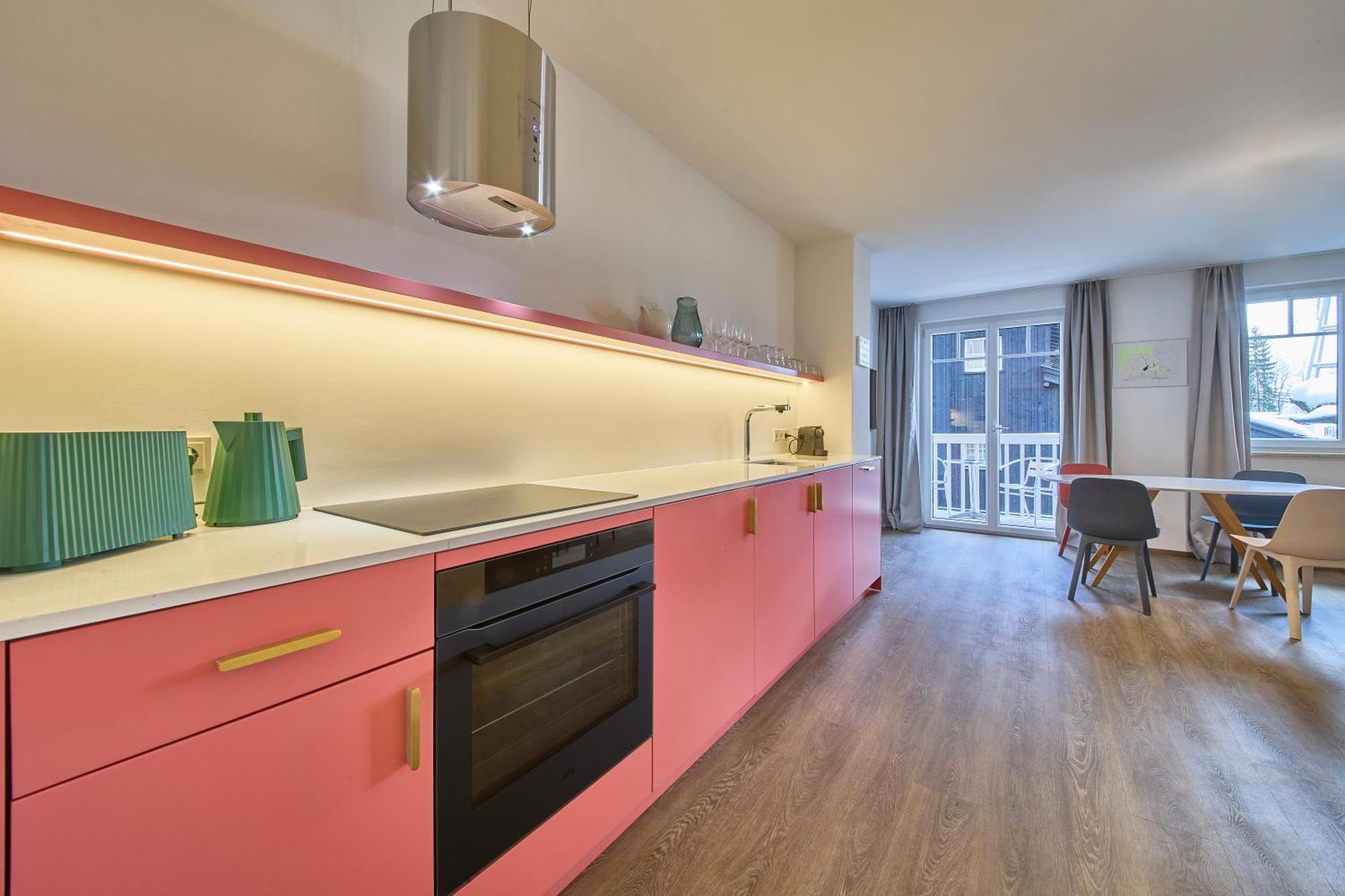 Hildy's Apartment *